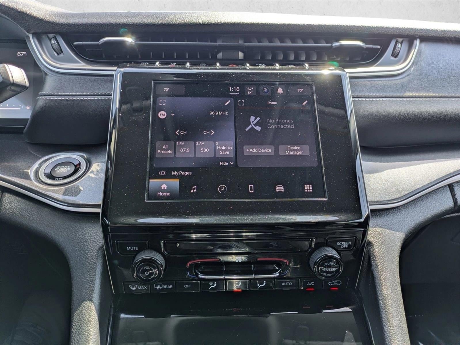 2023 Jeep Grand Cherokee L Laredo 4x4