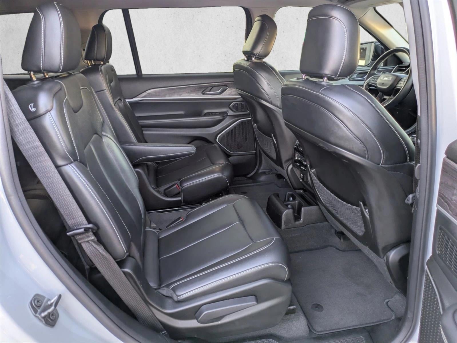 2022 Jeep Grand Cherokee L Limited 4x4