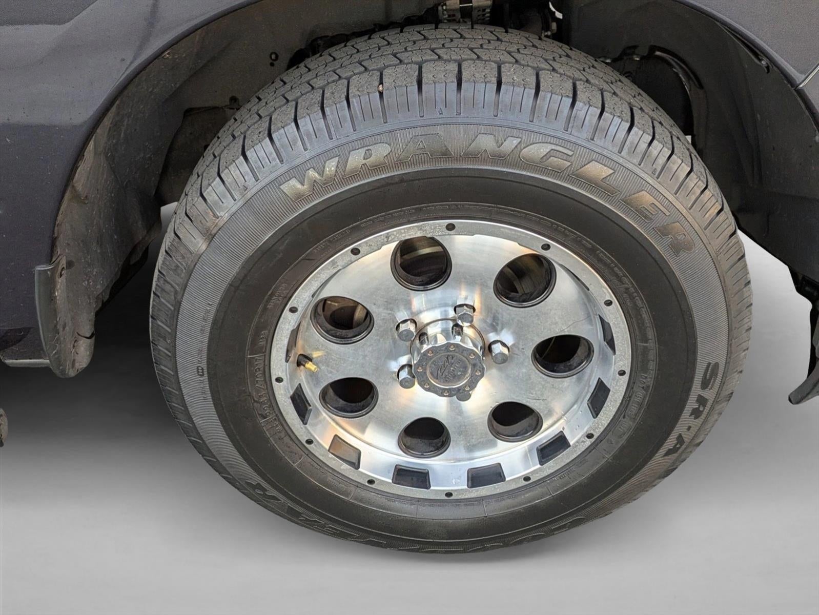 2017 RAM 1500 SLT 4x2 Quad Cab 6'4" Box