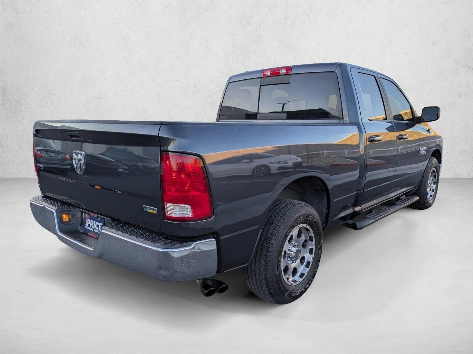 2017 RAM 1500 SLT 4x2 Quad Cab 6'4" Box