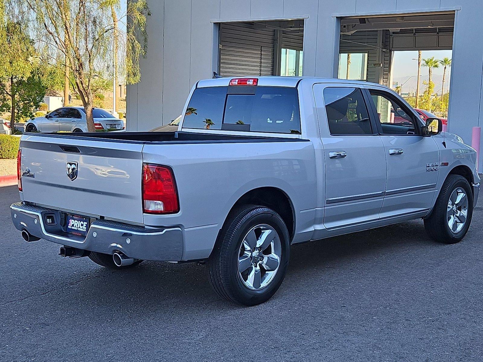 2016 RAM 1500 2WD Crew Cab 5.7 Ft Box Big Horn