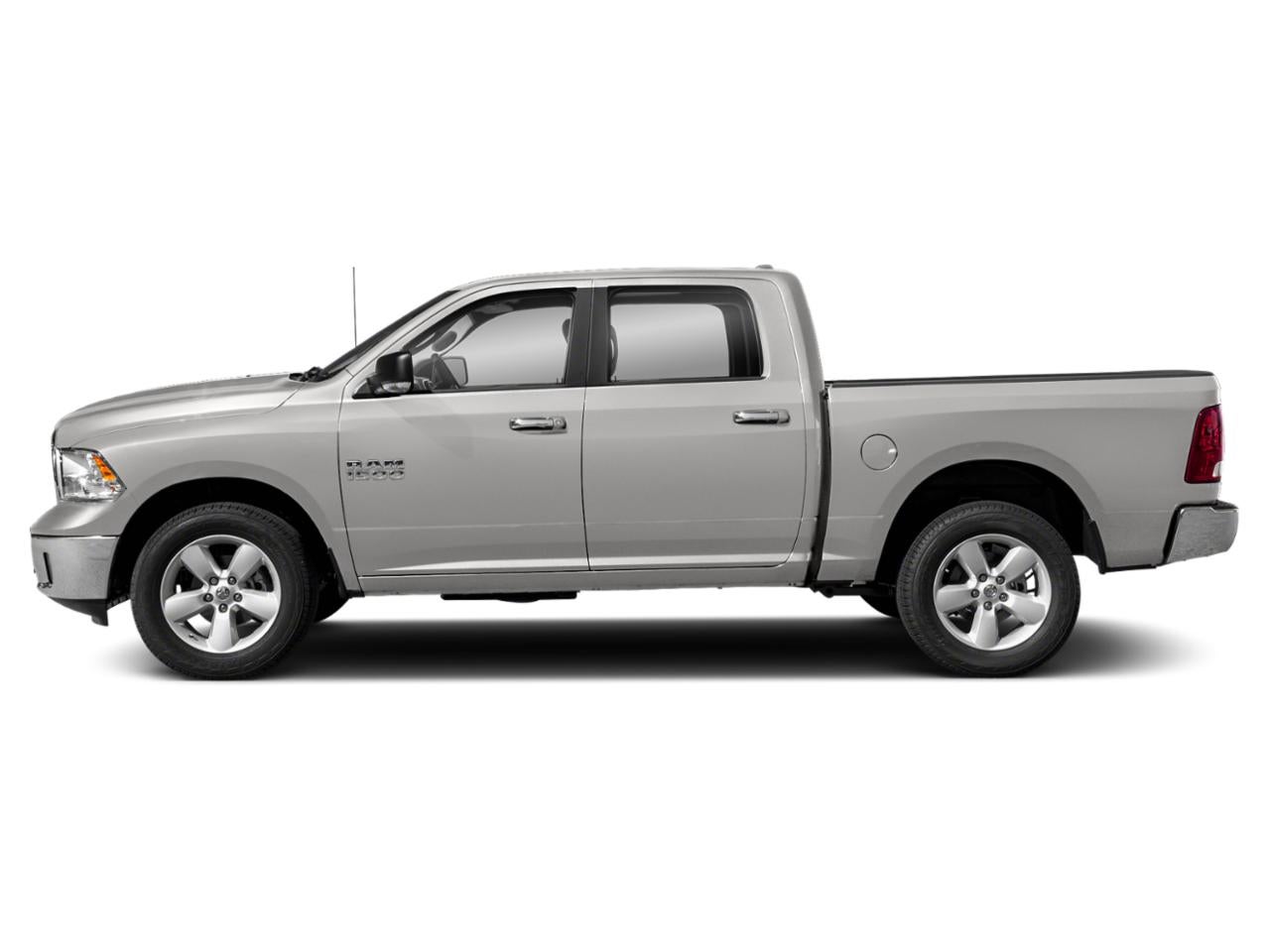 2015 RAM 1500 2WD Crew Cab 5.7 Ft Box Outdoorsman