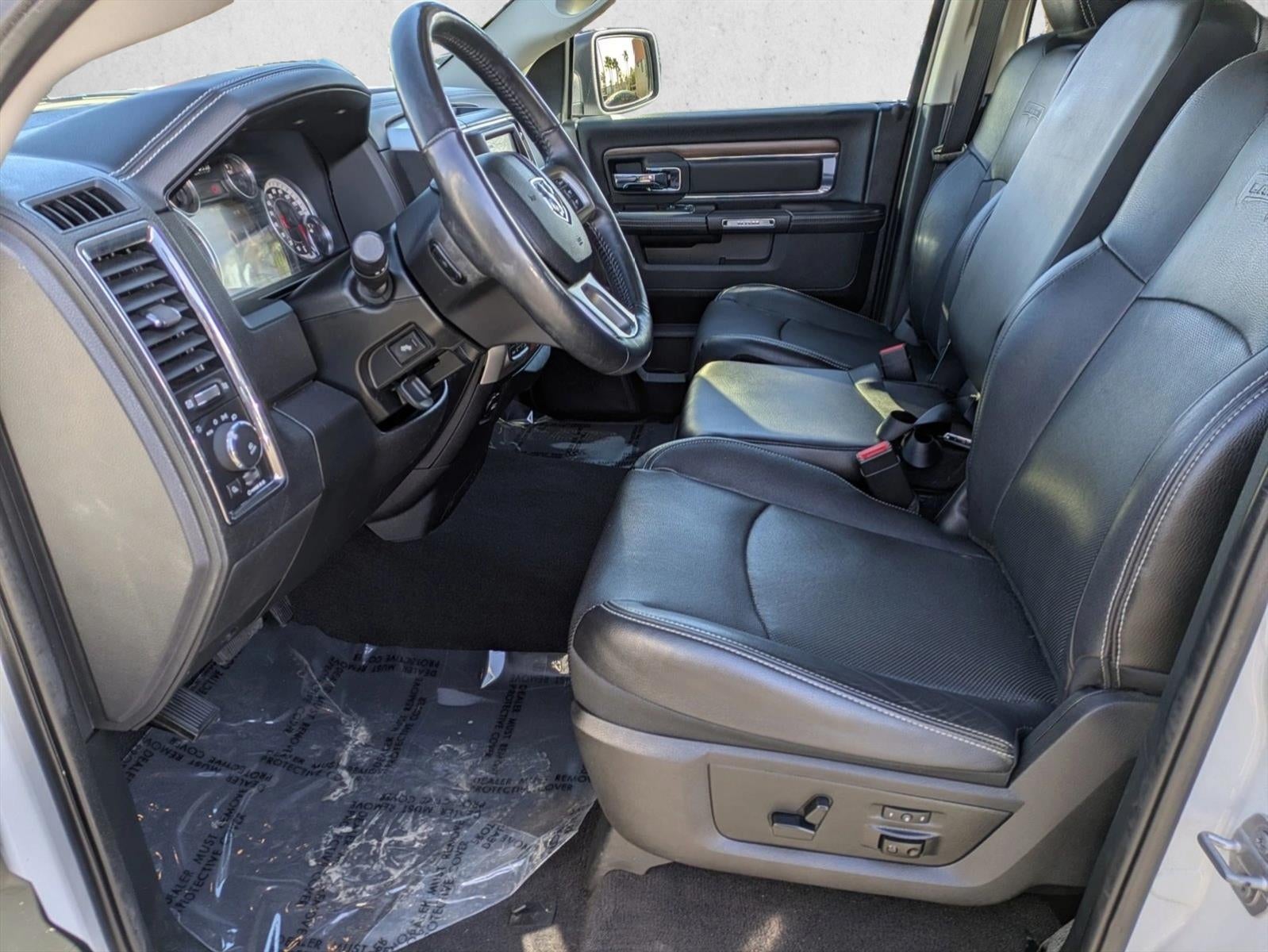 2017 RAM 1500 Laramie 4x4 Quad Cab 6'4" Box