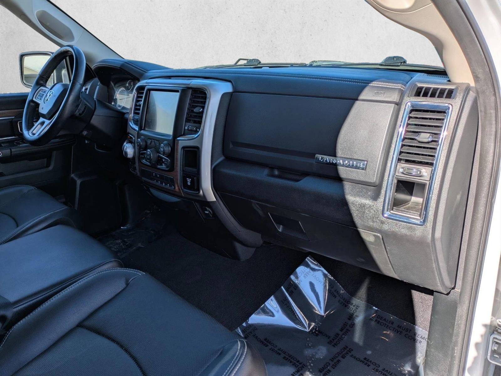 2017 RAM 1500 Laramie 4x4 Quad Cab 6'4" Box