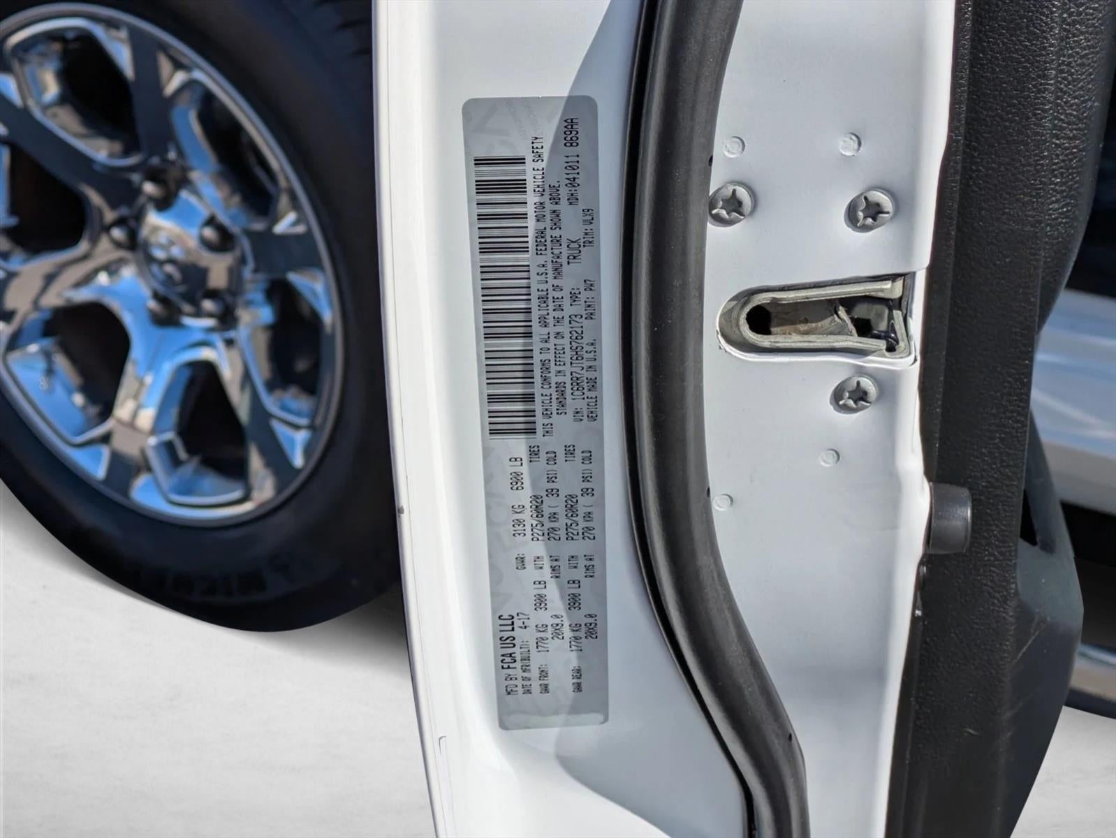 2017 RAM 1500 Laramie 4x4 Quad Cab 6'4" Box