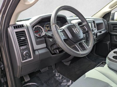 2018 RAM 1500 Express 4x4 Crew Cab 5'7" Box