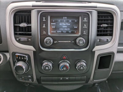 2018 RAM 1500 Express 4x4 Crew Cab 5'7" Box