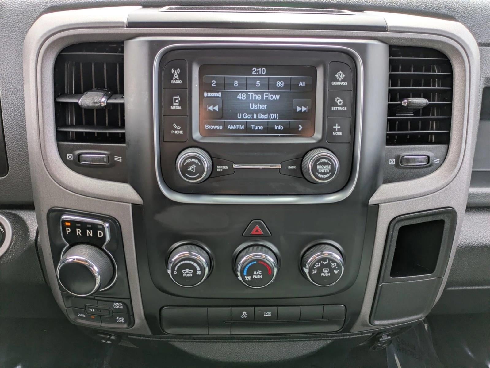 2018 RAM 1500 Express 4x4 Crew Cab 5'7" Box