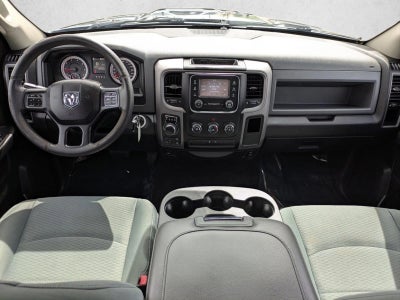 2018 RAM 1500 Express 4x4 Crew Cab 5'7" Box