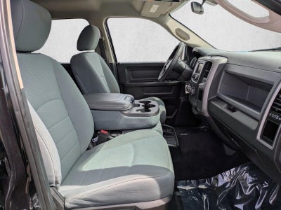 2018 RAM 1500 Express 4x4 Crew Cab 5'7" Box