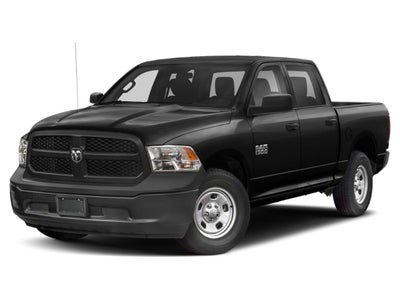2018 RAM 1500 Express 4x4 Crew Cab 5'7" Box