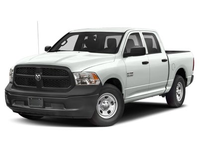 2018 RAM 1500 Express 4x4 Crew Cab 5'7" Box