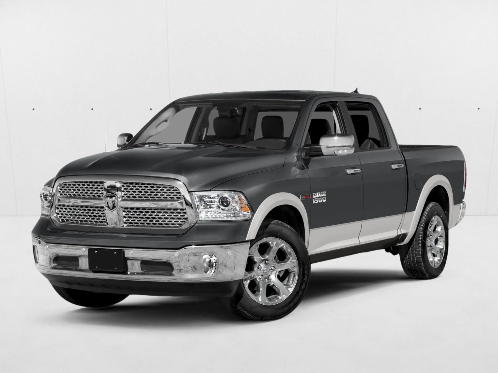 2016 RAM 1500 4WD Crew Cab 5.7 Ft Box Laramie