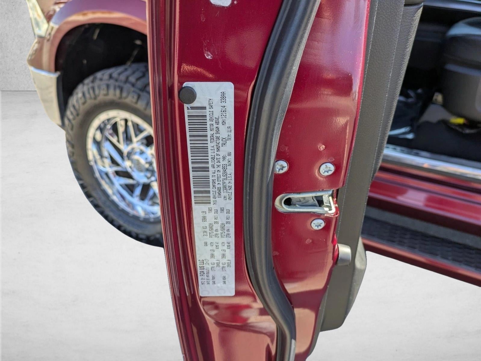 2018 RAM 1500 Limited 4x4 Crew Cab 5'7" Box *Ltd Avail*