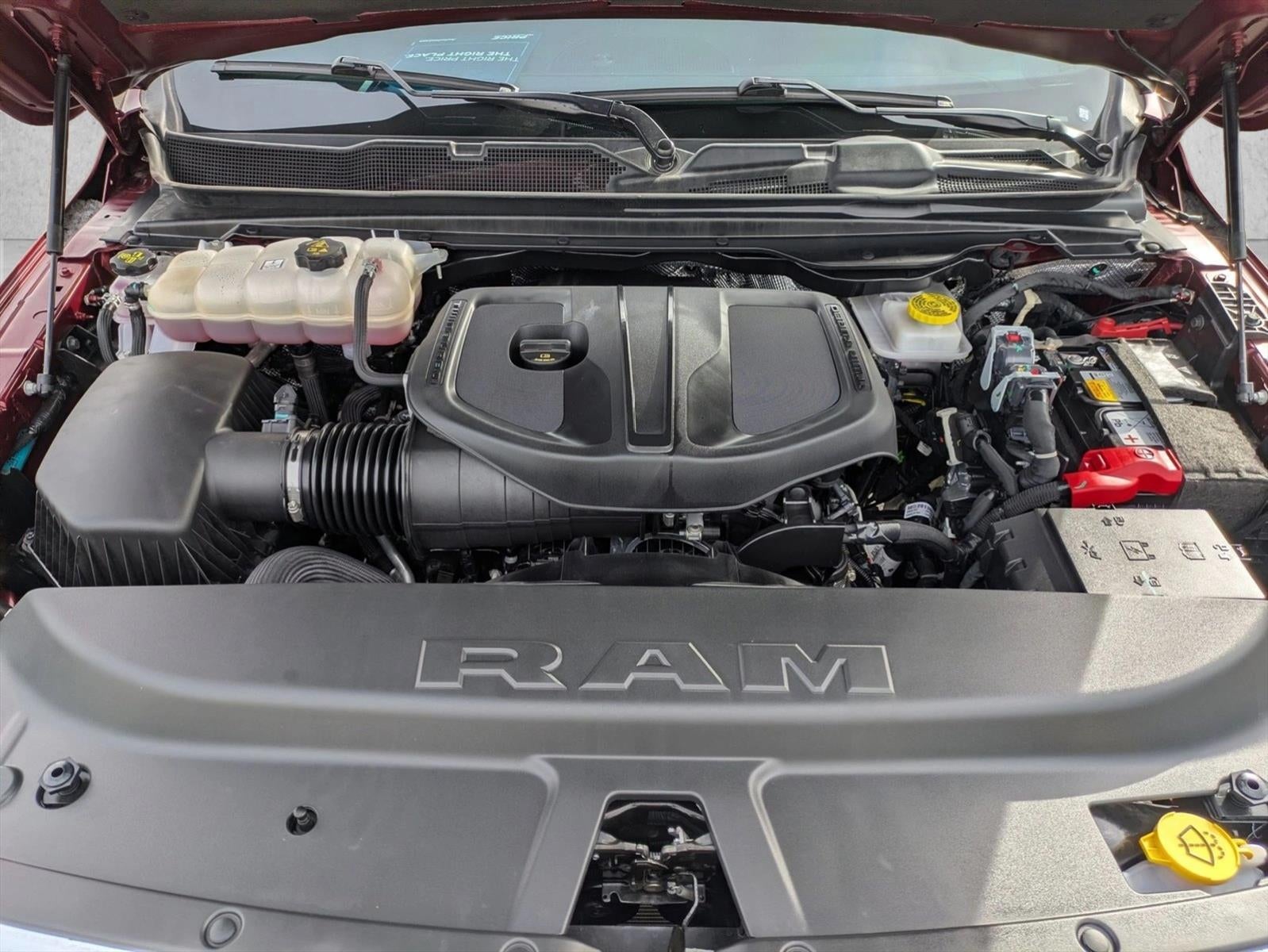 2025 RAM 1500 Big Horn 4x4 Crew Cab 5'7" Box