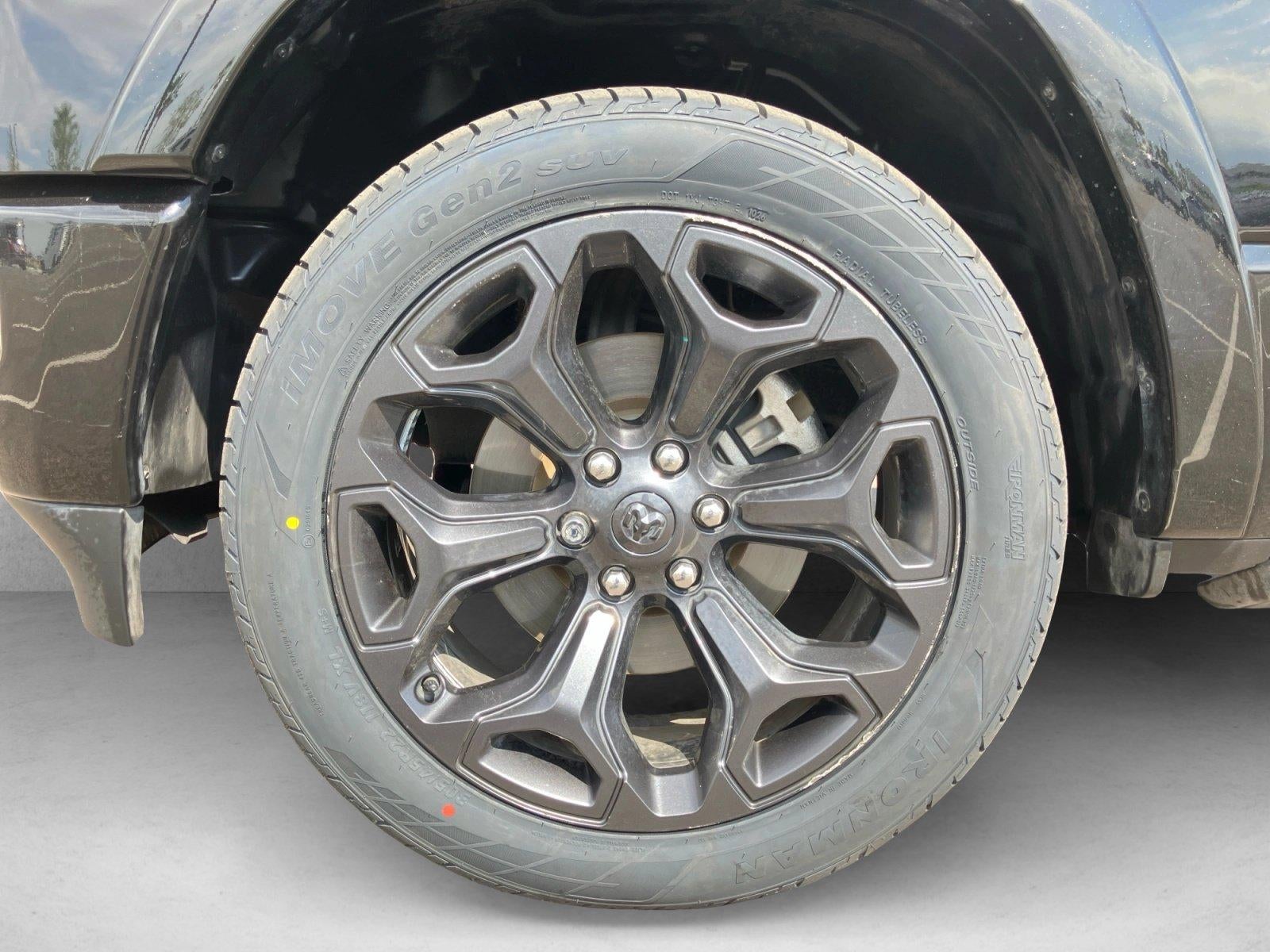 2021 RAM 1500 Limited 4x4 Crew Cab 5'7" Box