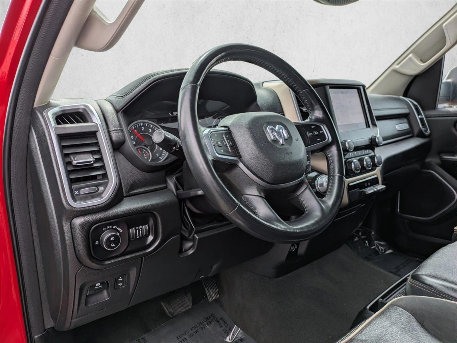 2022 RAM 1500 Laramie 4x4 Crew Cab 5'7" Box