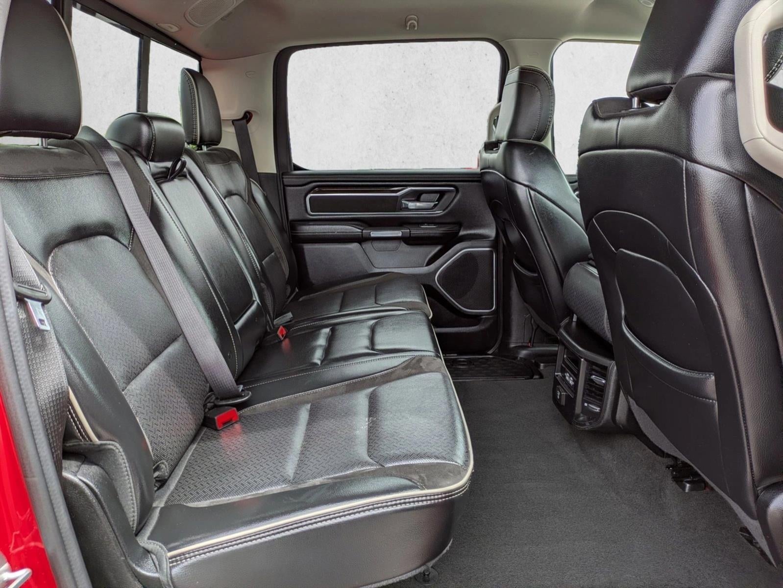 2022 RAM 1500 Laramie 4x4 Crew Cab 5'7" Box