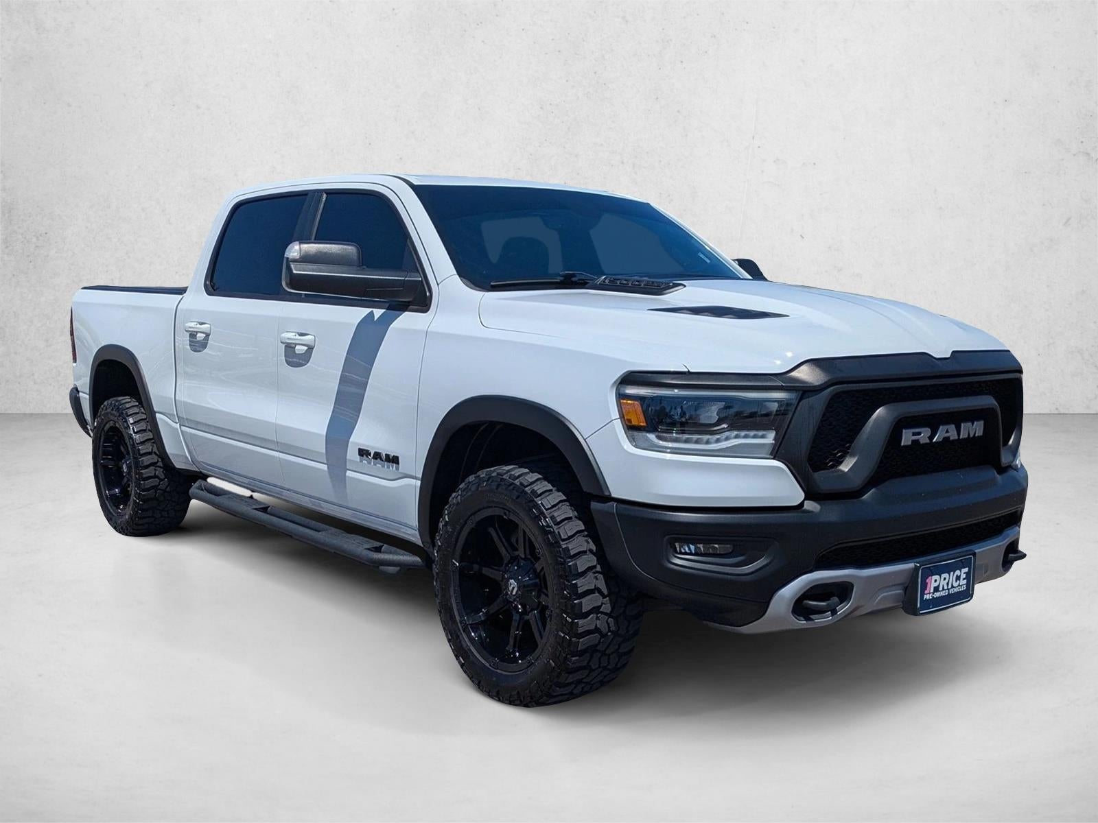 2020 RAM 1500 Rebel 4x4 Crew Cab 5'7" Box