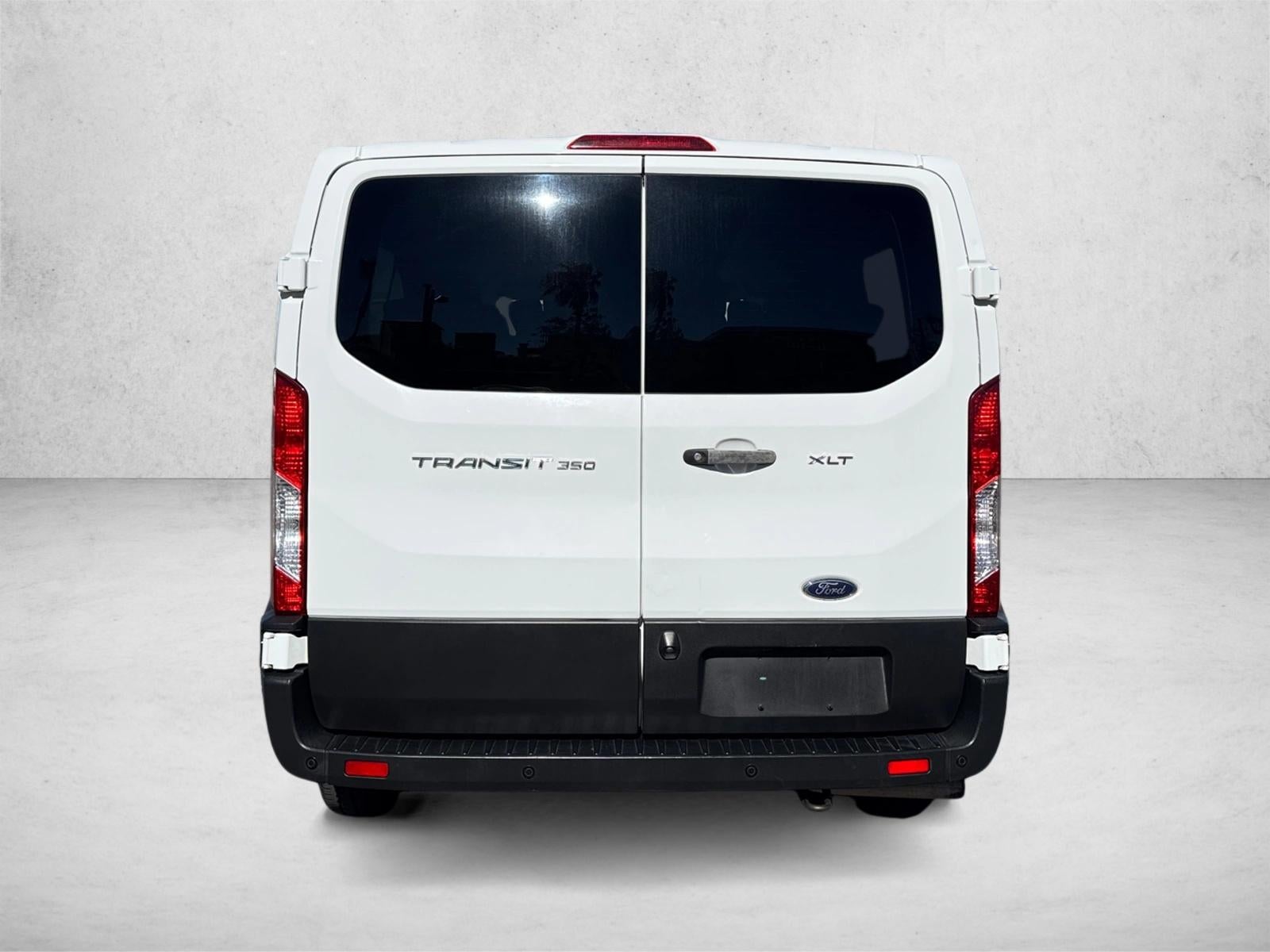 2021 Ford Transit Passenger Wagon T-350 148" Low Roof XLT RWD
