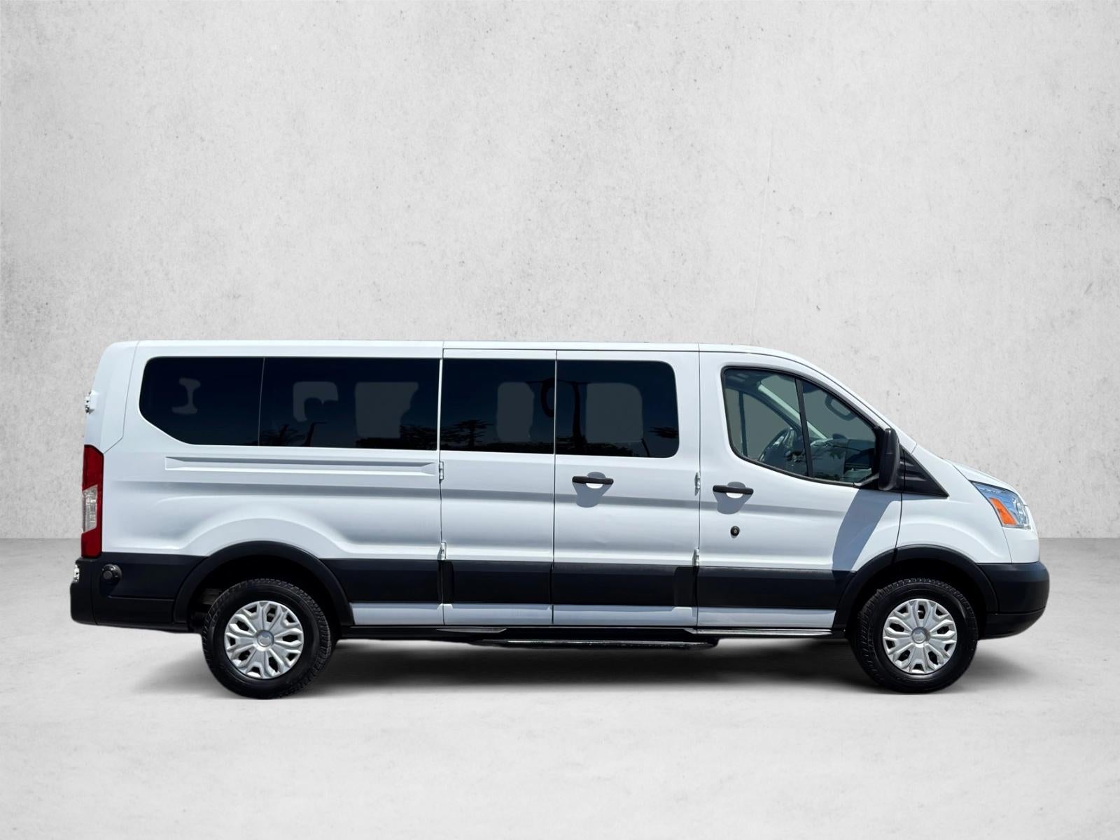 2019 Ford Transit Passenger Wagon T-350 148" Low Roof XL Swing-Out RH Dr