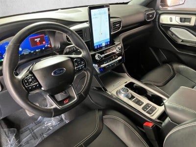 2022 Ford Explorer ST RWD
