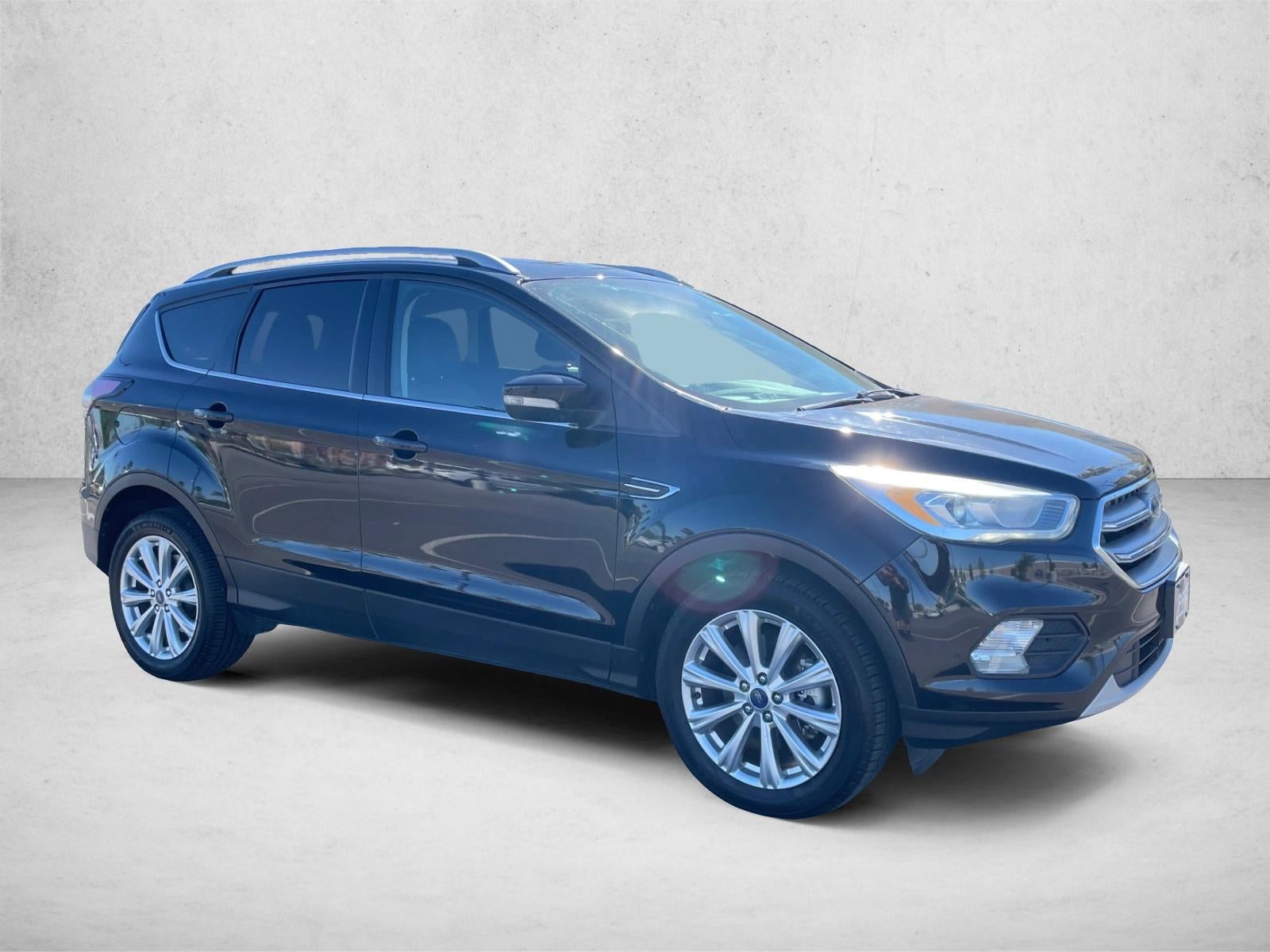 2017 Ford Escape Titanium FWD