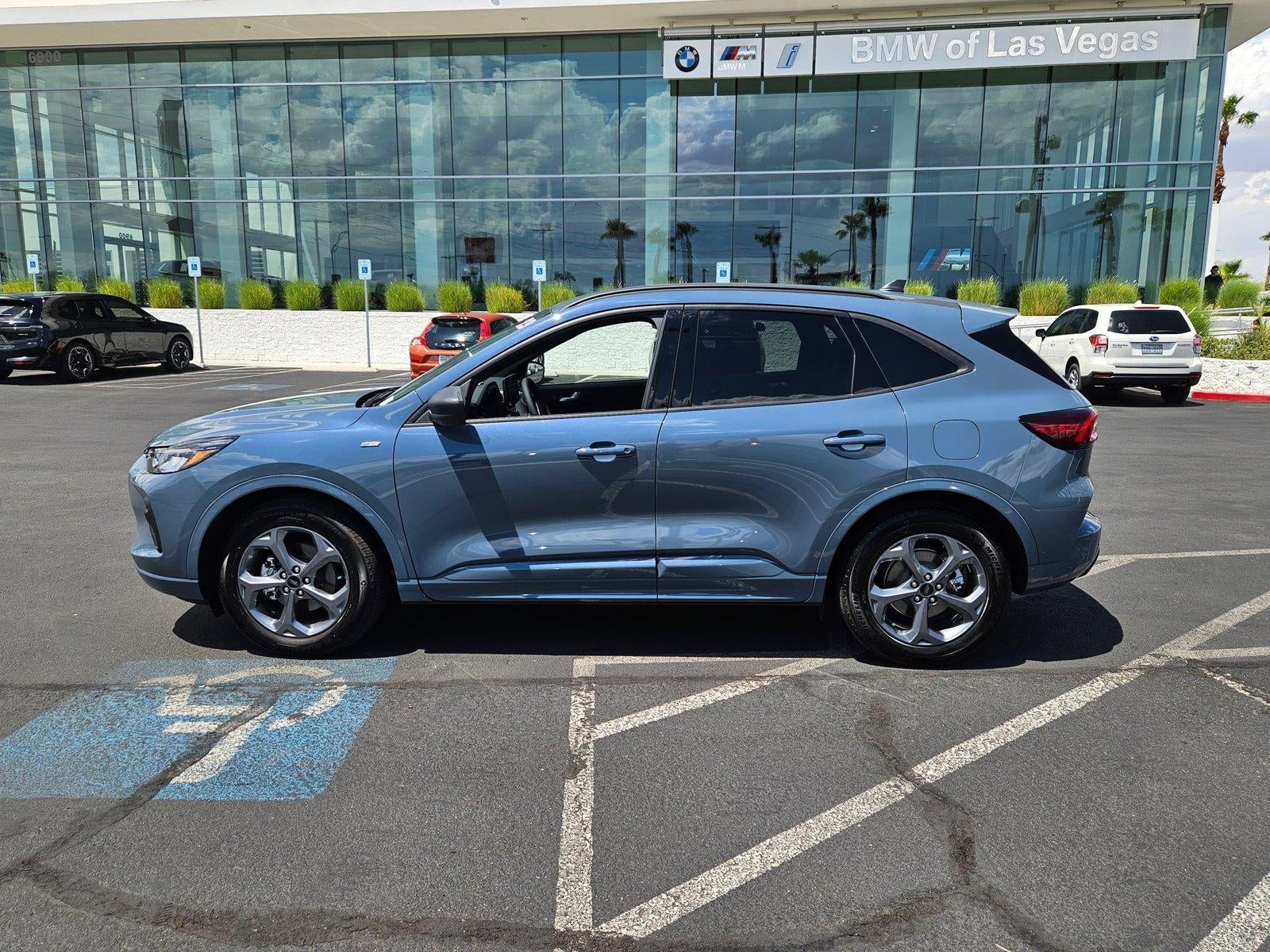2023 Ford Escape ST-Line FWD