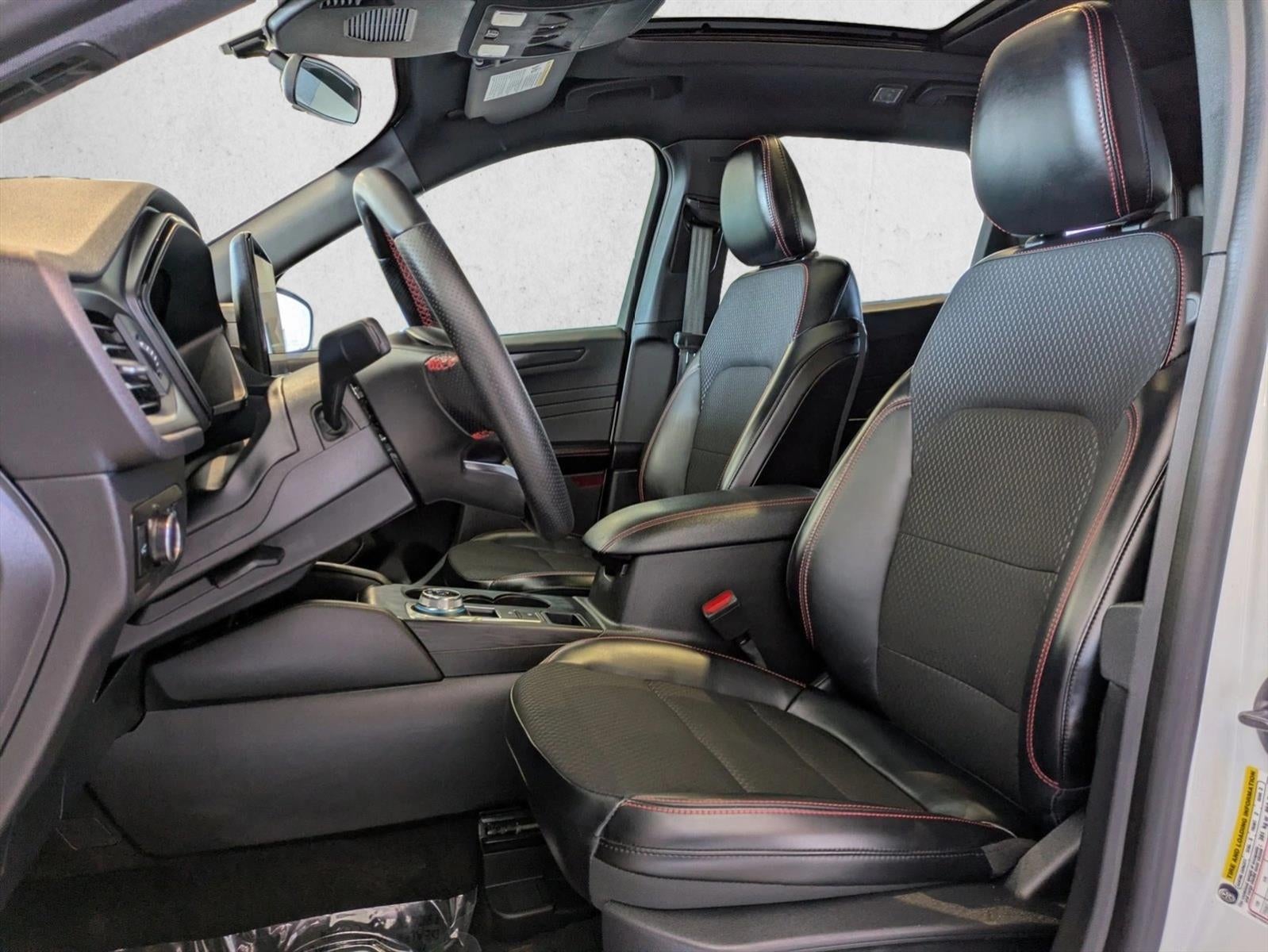 2025 Ford Escape ST-Line FWD