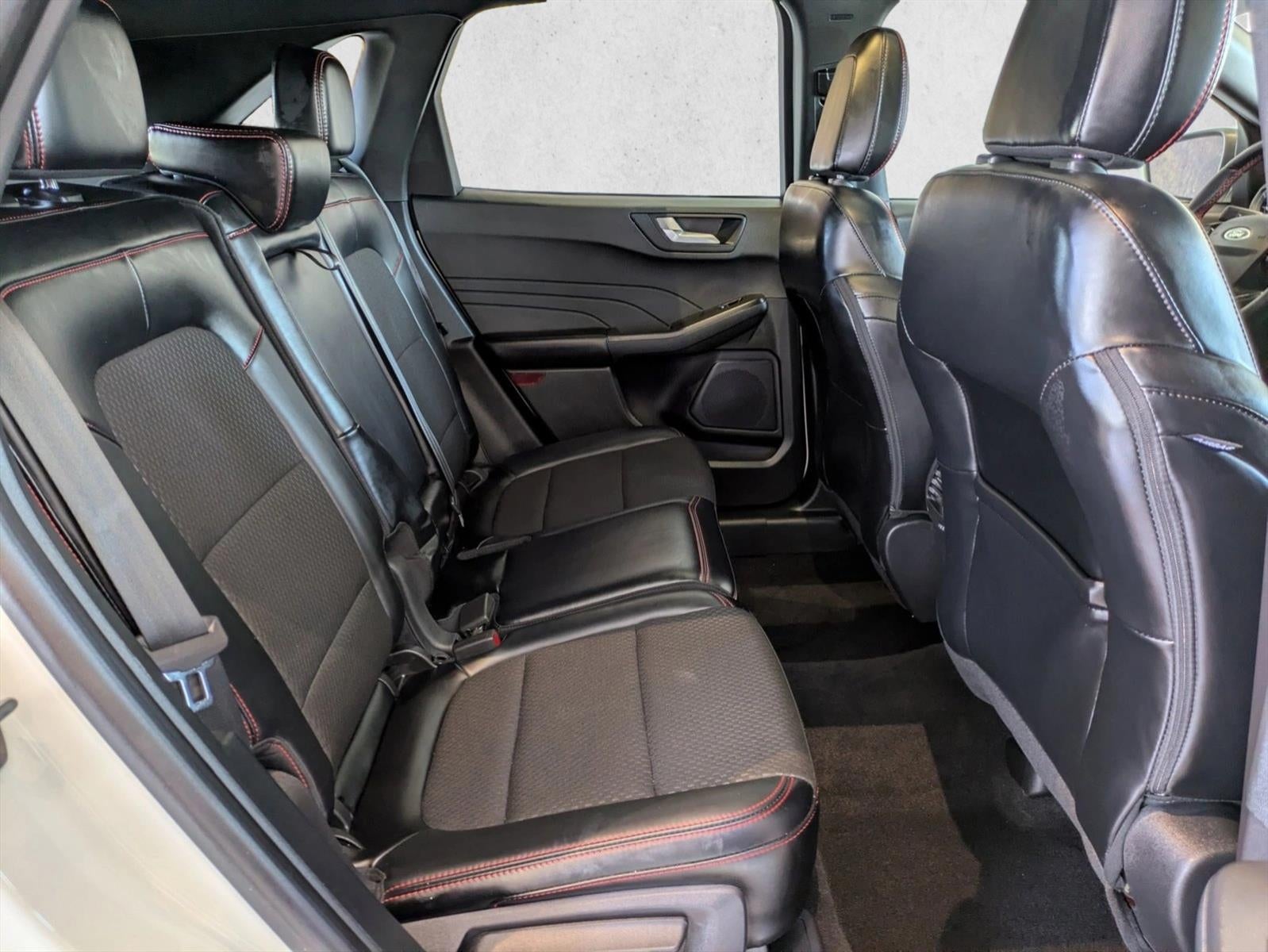 2025 Ford Escape ST-Line FWD