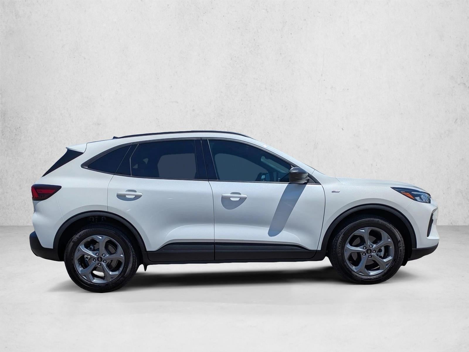 2025 Ford Escape ST-Line FWD