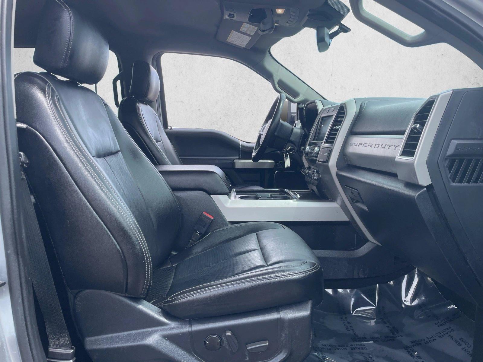2021 Ford Super Duty F-350 DRW LARIAT 4WD Crew Cab 8' Box