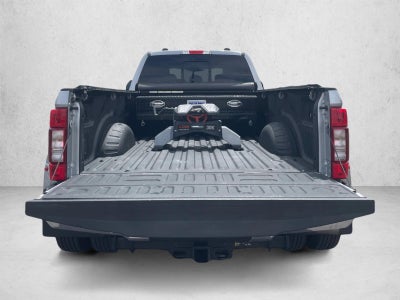 2021 Ford Super Duty F-350 DRW LARIAT 4WD Crew Cab 8' Box