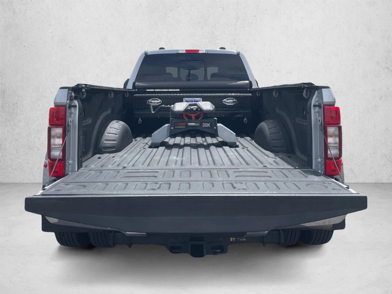2021 Ford Super Duty F-350 DRW LARIAT 4WD Crew Cab 8' Box