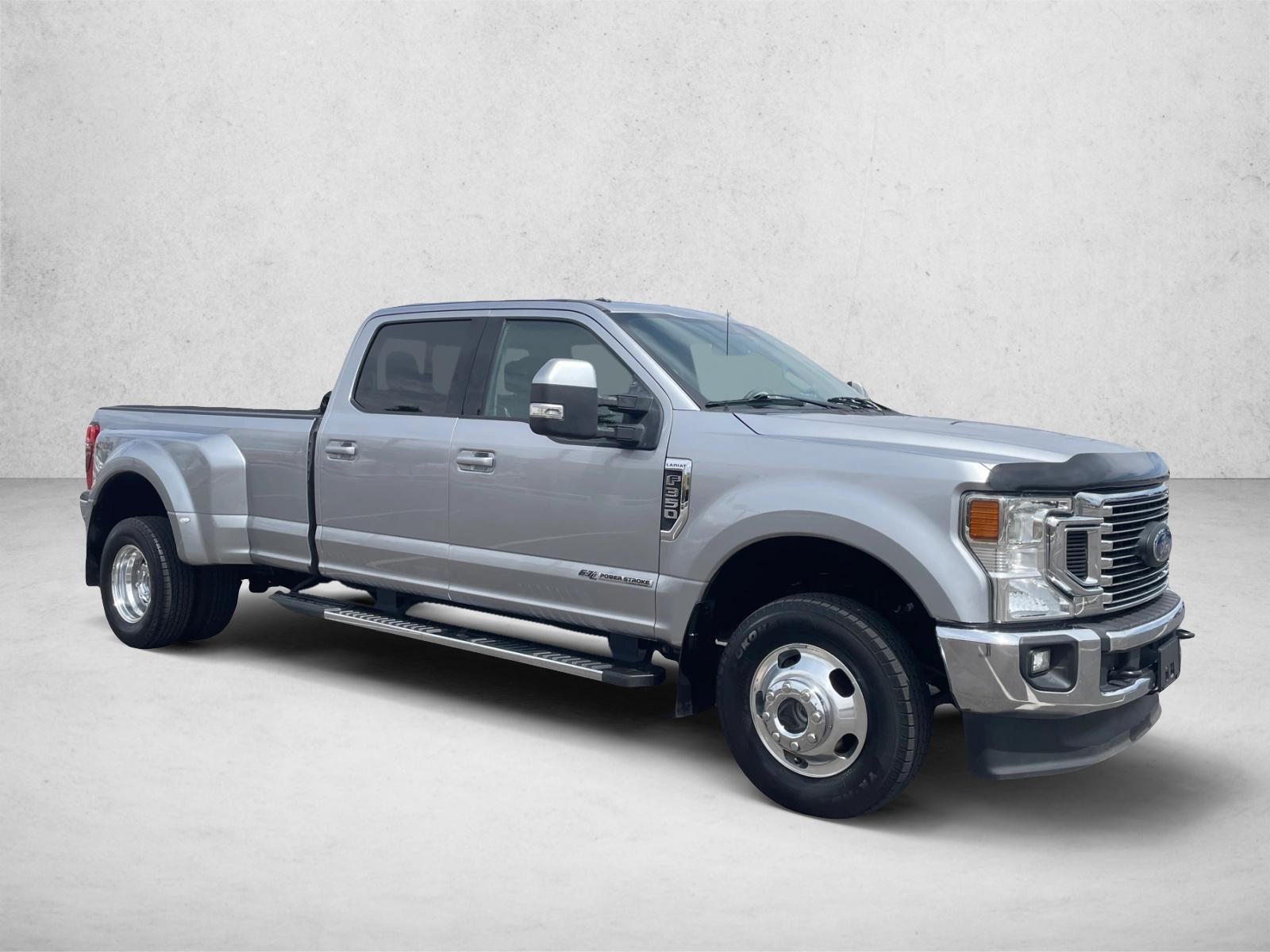 2021 Ford Super Duty F-350 DRW LARIAT 4WD Crew Cab 8' Box