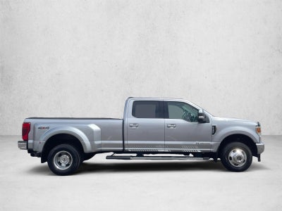 2021 Ford Super Duty F-350 DRW LARIAT 4WD Crew Cab 8' Box
