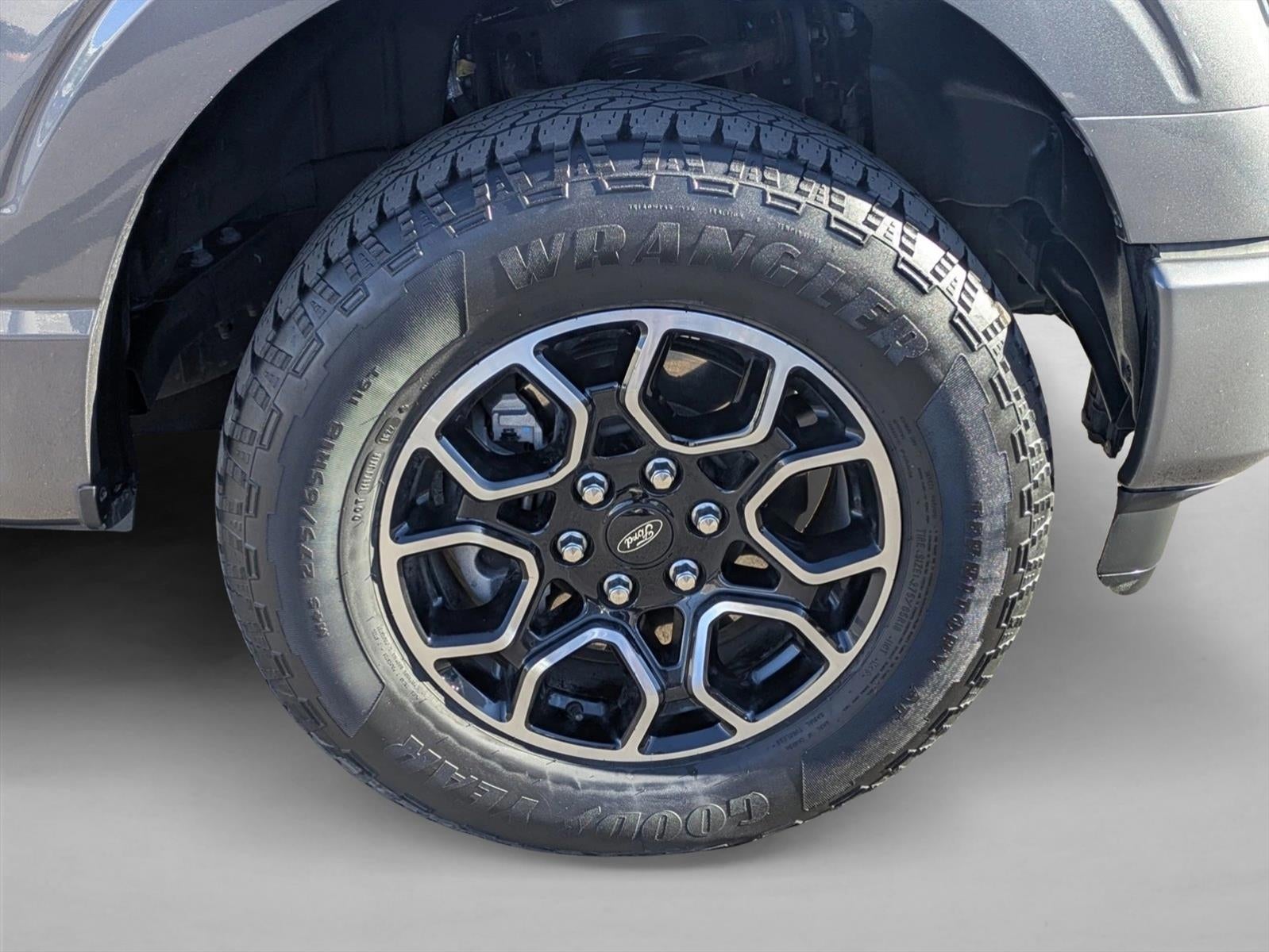 2022 Ford F-150 XL 4WD SuperCrew 5.5' Box