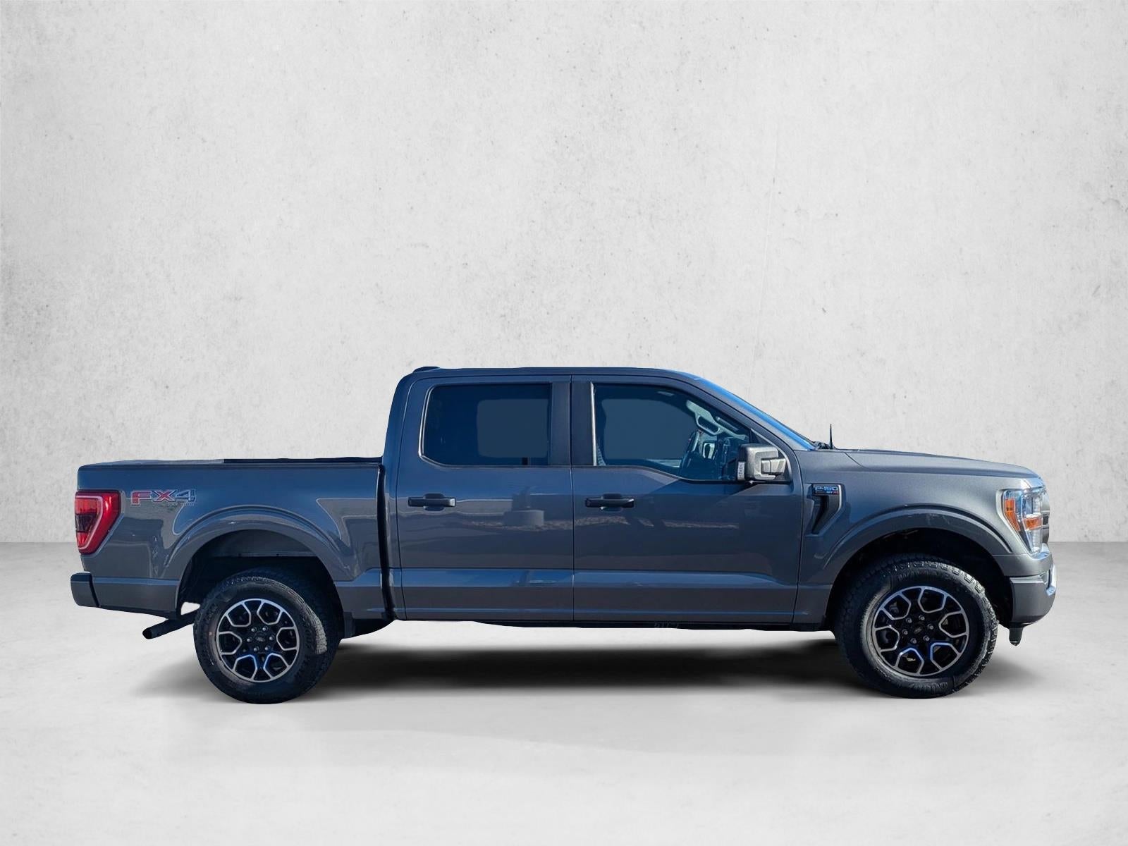 2022 Ford F-150 XL 4WD SuperCrew 5.5' Box