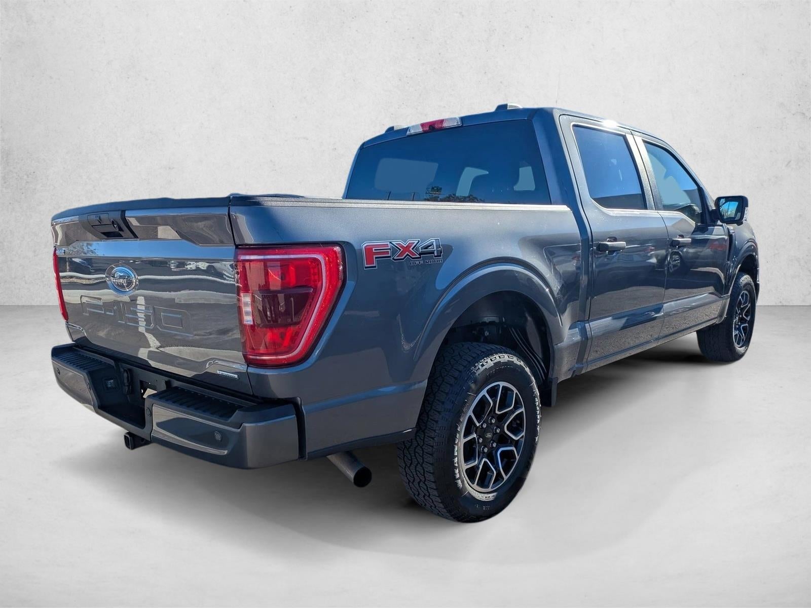 2022 Ford F-150 XL 4WD SuperCrew 5.5' Box