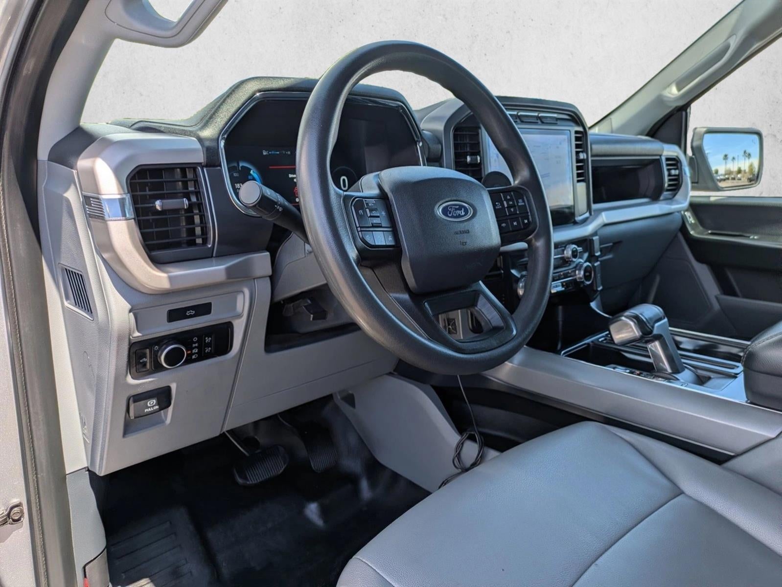 2023 Ford F-150 Lightning Pro 4WD SuperCrew 5.5' Box