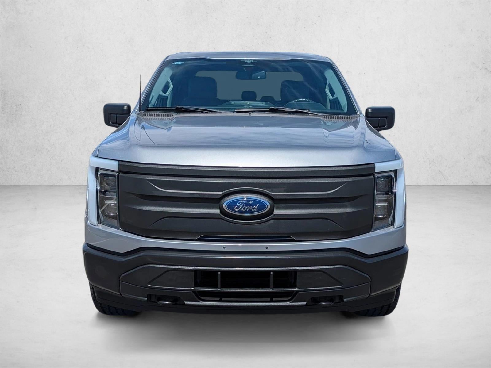 2023 Ford F-150 Lightning Pro 4WD SuperCrew 5.5' Box