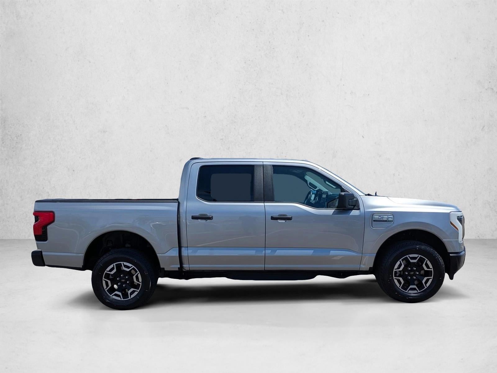 2023 Ford F-150 Lightning Pro 4WD SuperCrew 5.5' Box