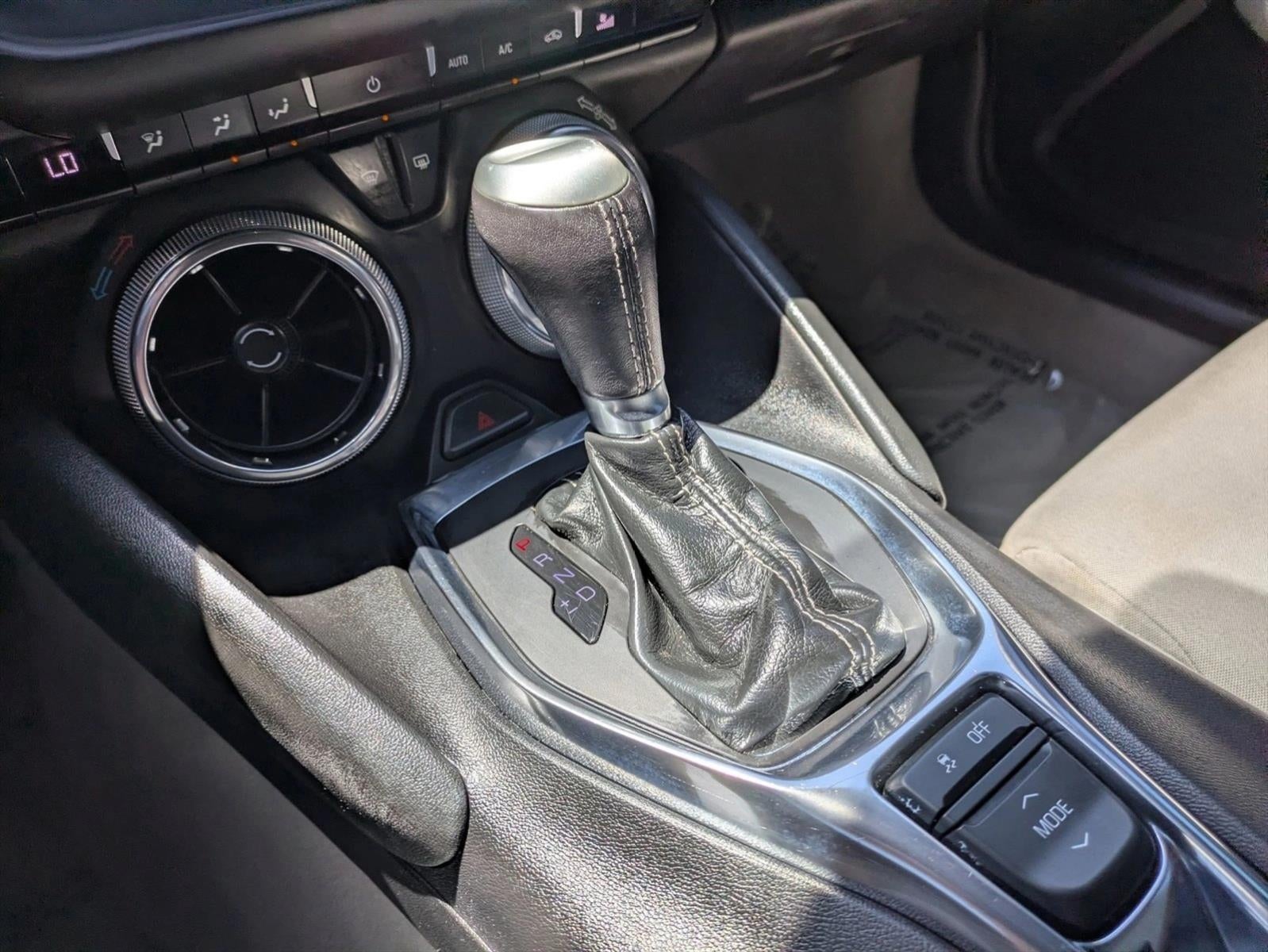 2020 Chevrolet Camaro 2dr Convertible 1LT