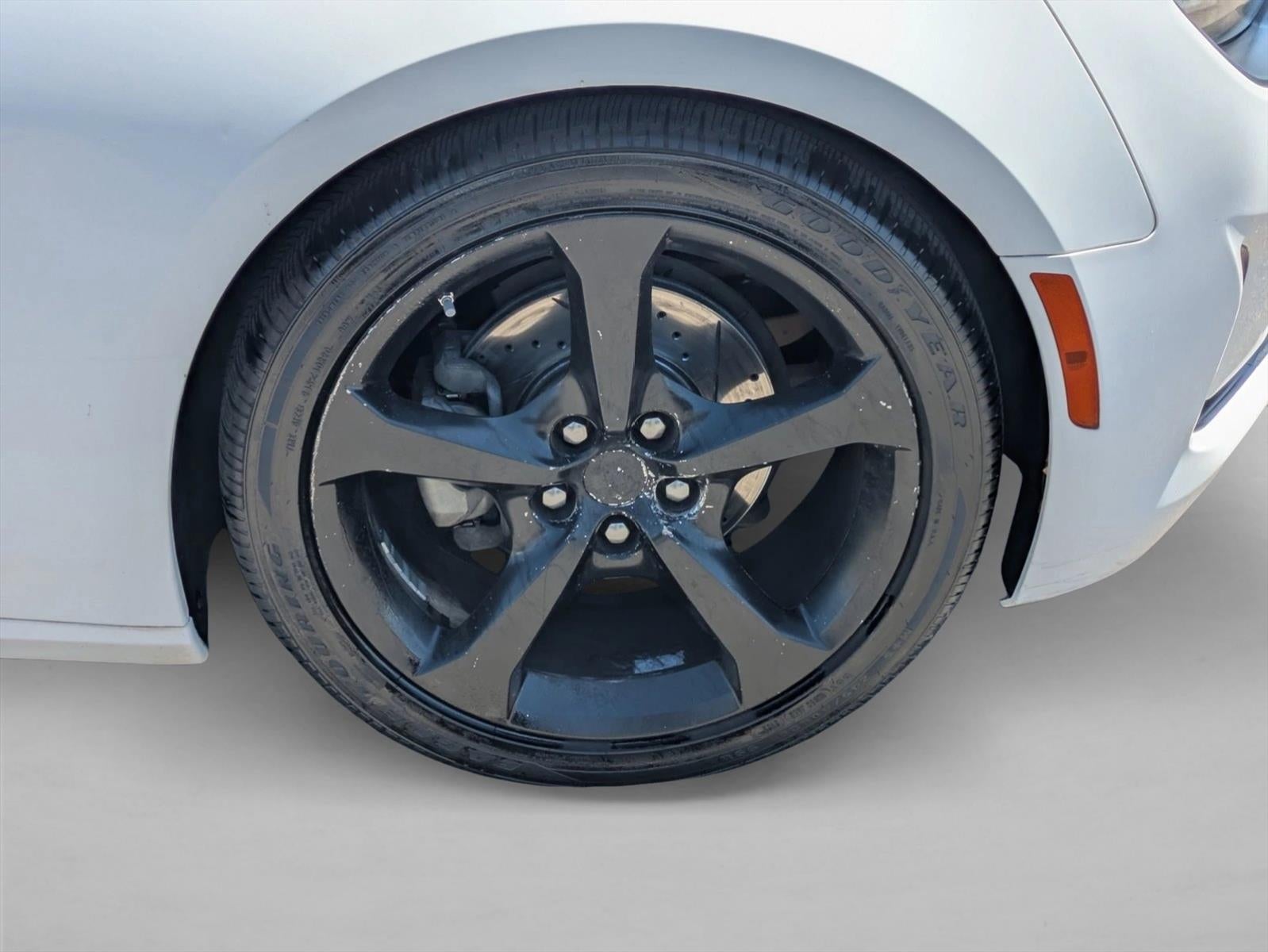 2020 Chevrolet Camaro 2dr Convertible 1LT