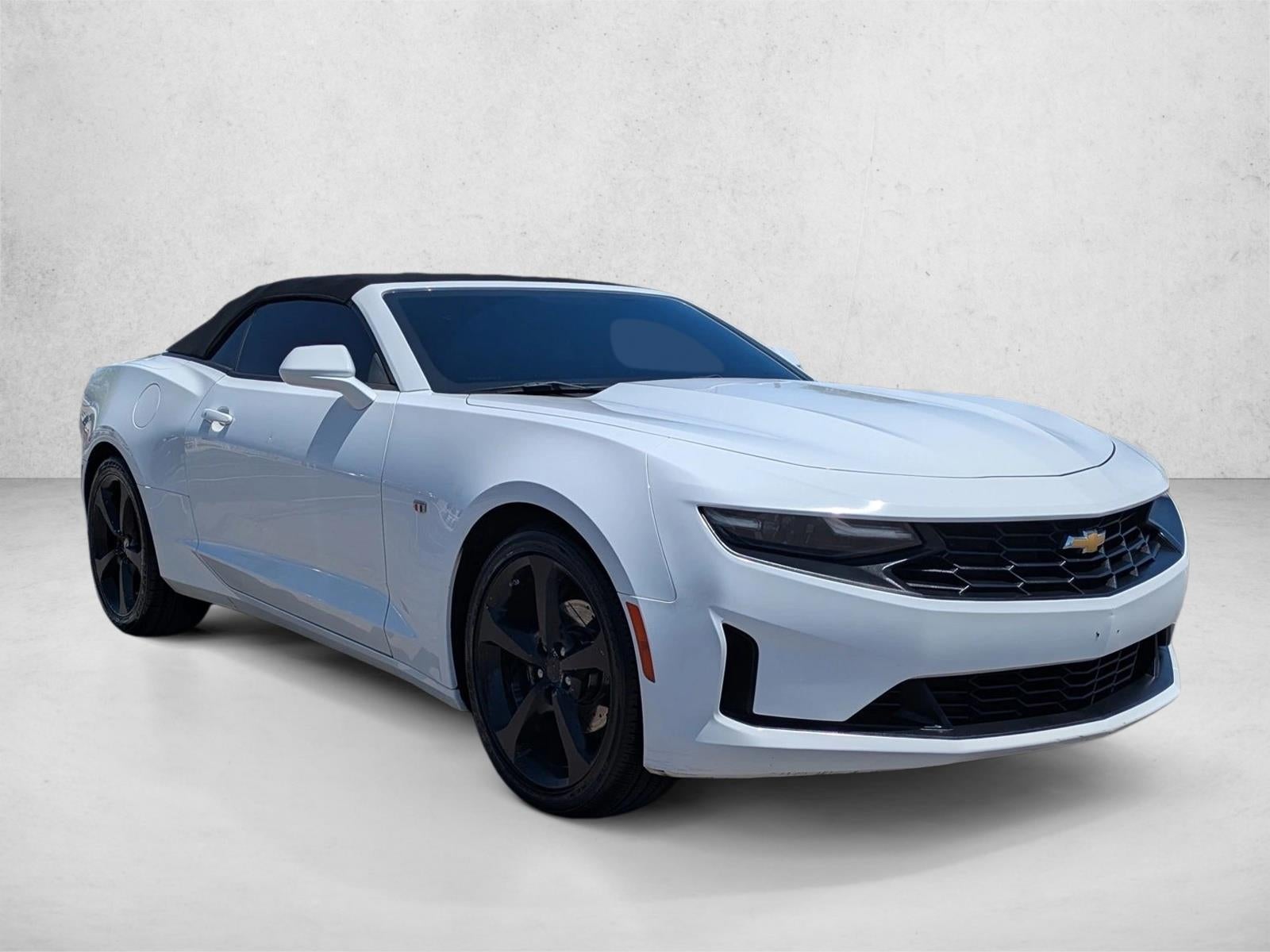 2020 Chevrolet Camaro 2dr Convertible 1LT