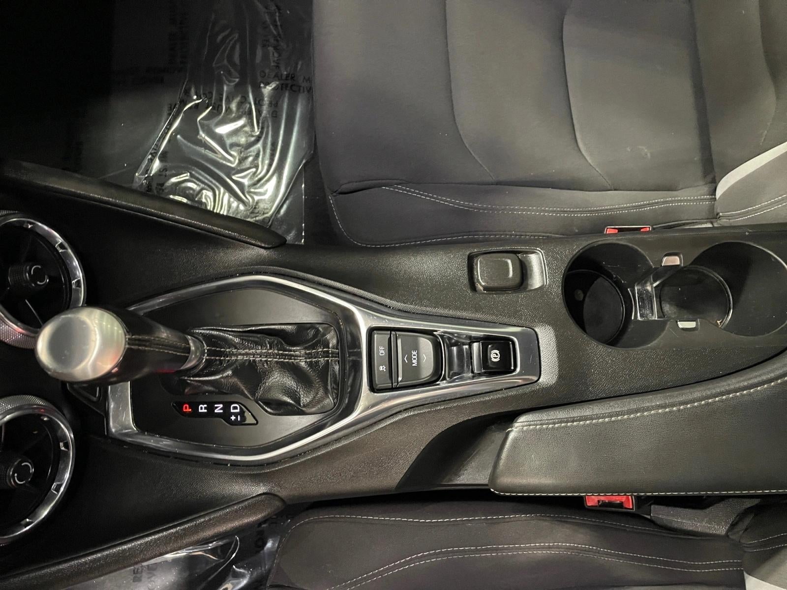 2020 Chevrolet Camaro 2dr Convertible 1LT