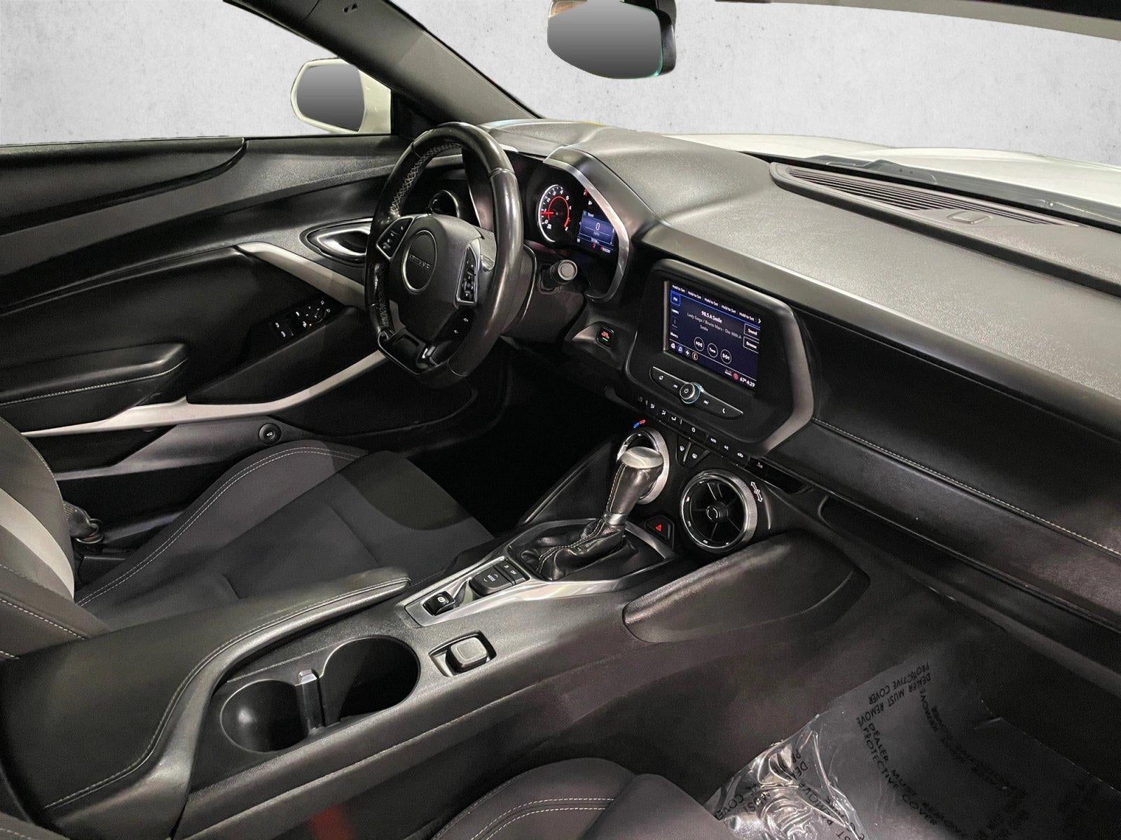 2020 Chevrolet Camaro 2dr Convertible 1LT