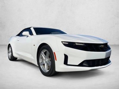 2020 Chevrolet Camaro 2dr Convertible 1LT