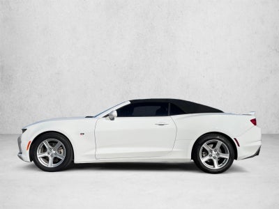 2020 Chevrolet Camaro 2dr Convertible 1LT