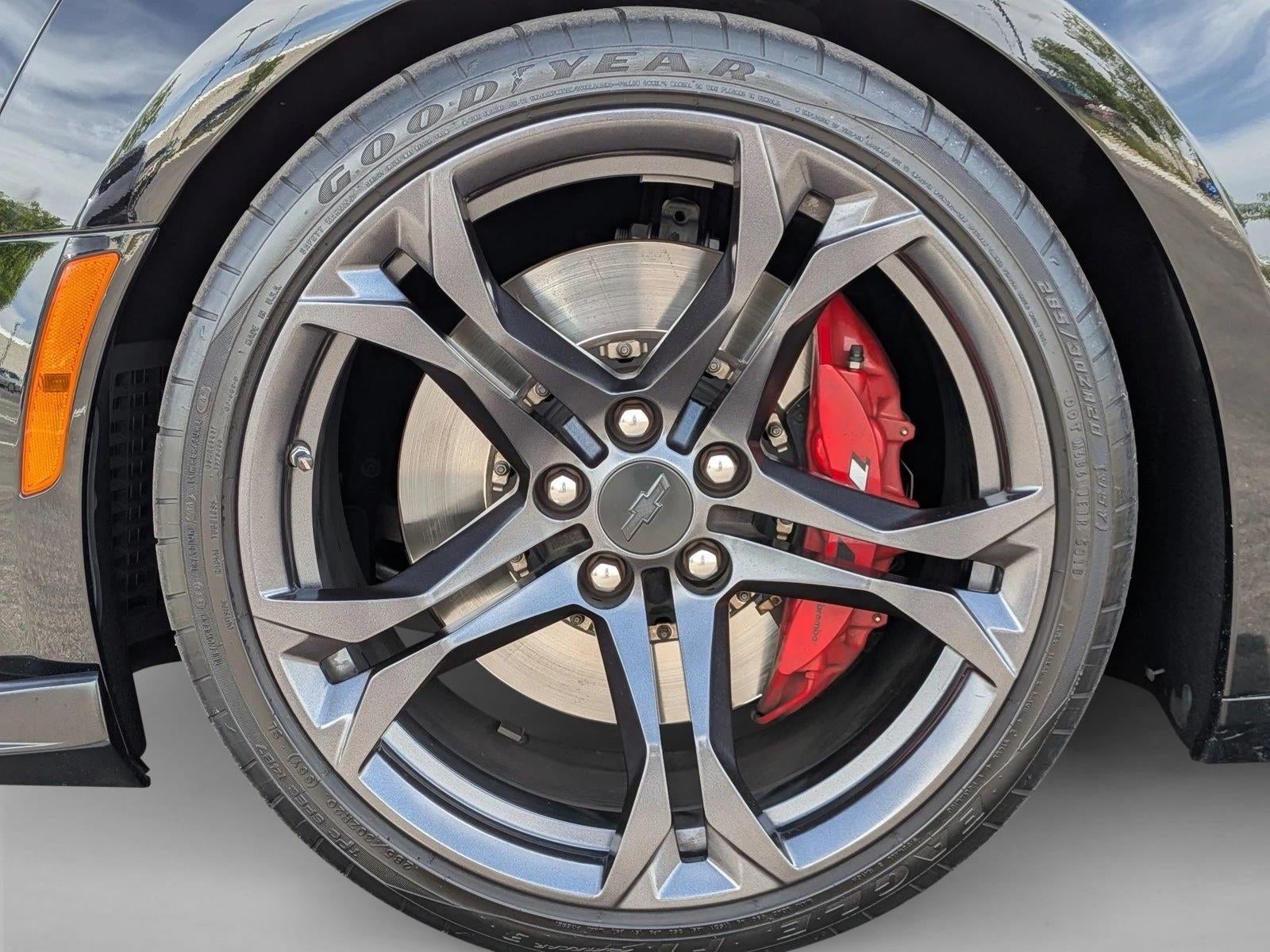 2019 Chevrolet Camaro 2dr Coupe 1SS